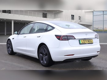 Used Tesla Model 3 2021 for sale - 76224685: Photo 2