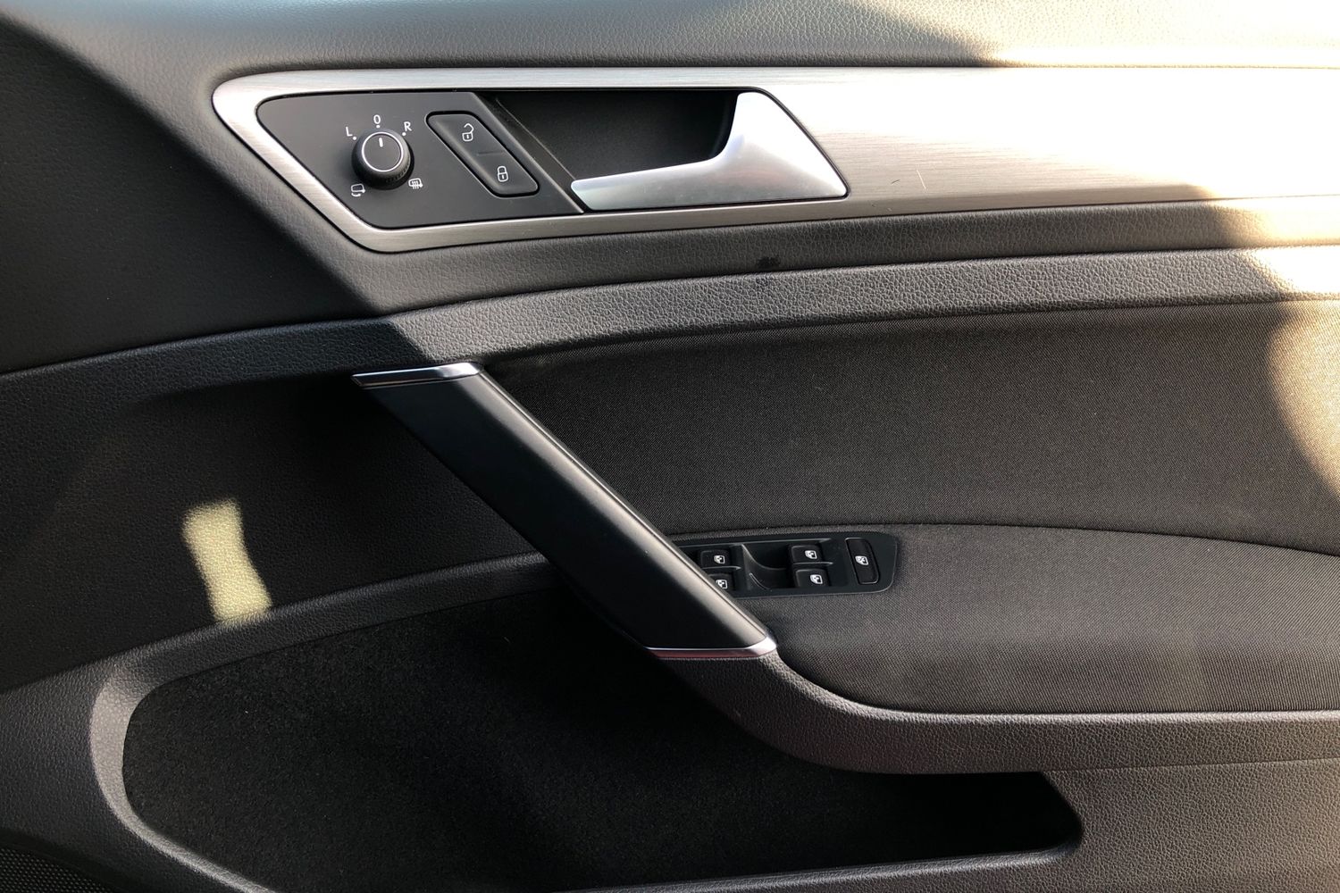 Used Volkswagen Golf 2016 for sale - 77635155: Photo 15