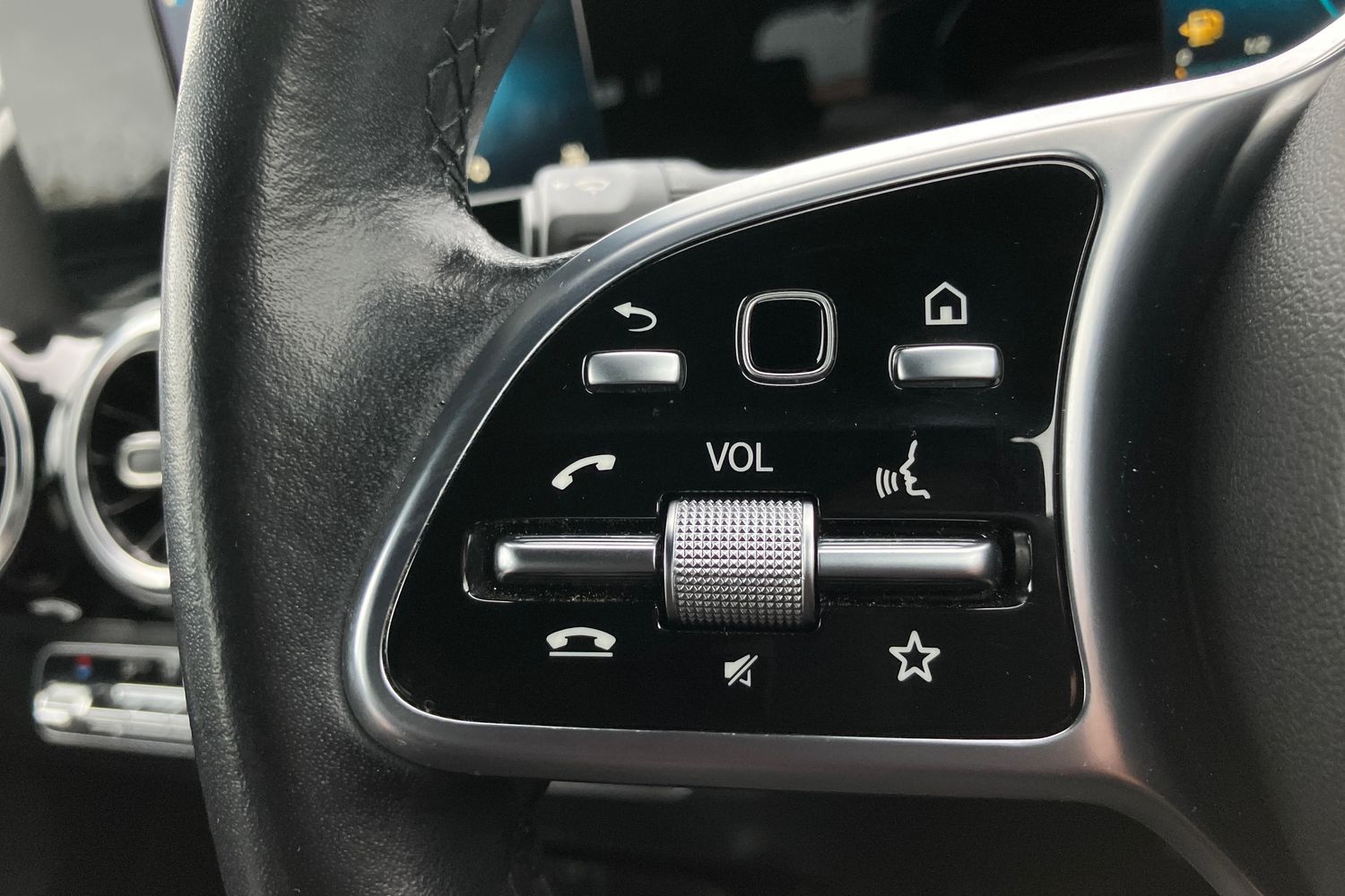 Used Mercedes-Benz GLA 2020 for sale - 76011138: Photo 11