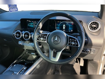 Used Mercedes-Benz GLA 2020 for sale - 76011138: Photo 3