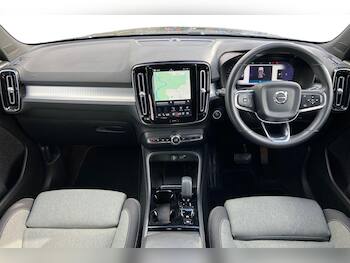 Used Volvo XC40 2022 for sale - 79575192: Photo