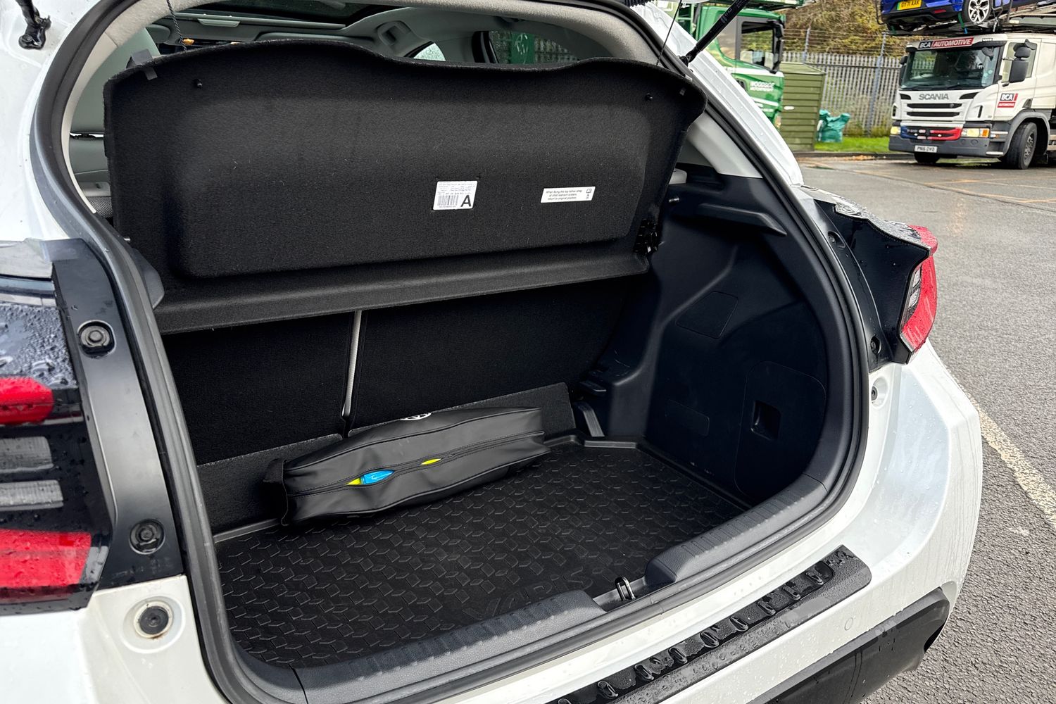 Used Toyota Yaris 2023 for sale - 76385475: Photo 16