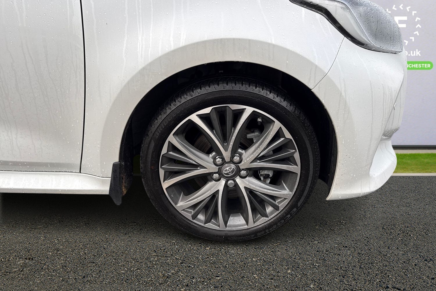 Used Toyota Yaris 2023 for sale - 76385475: Photo 17