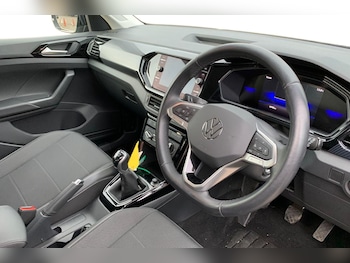 Used Volkswagen T-Cross 2023 for sale - 77666439: Photo