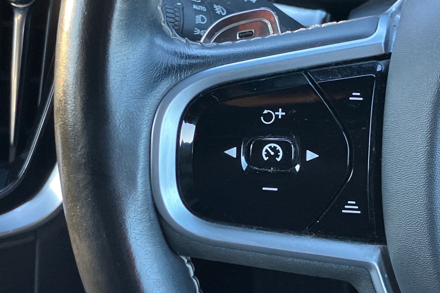 Used Volvo S60 2019 for sale - 76364629: Photo 16