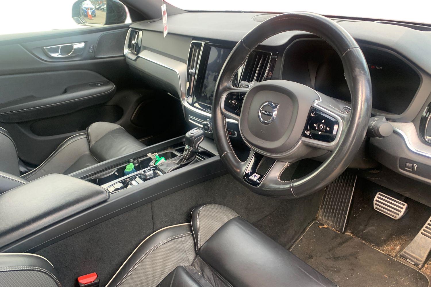 Used Volvo S60 2019 for sale - 76364629: Photo 3