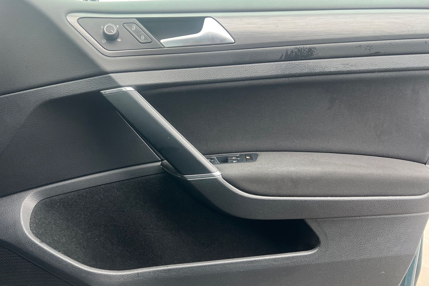 Used Volkswagen Golf 2017 for sale - 76929327: Photo 17