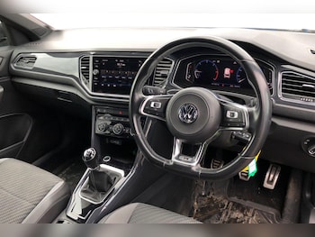 Used Volkswagen T-Roc 2019 for sale - 78038256: Photo