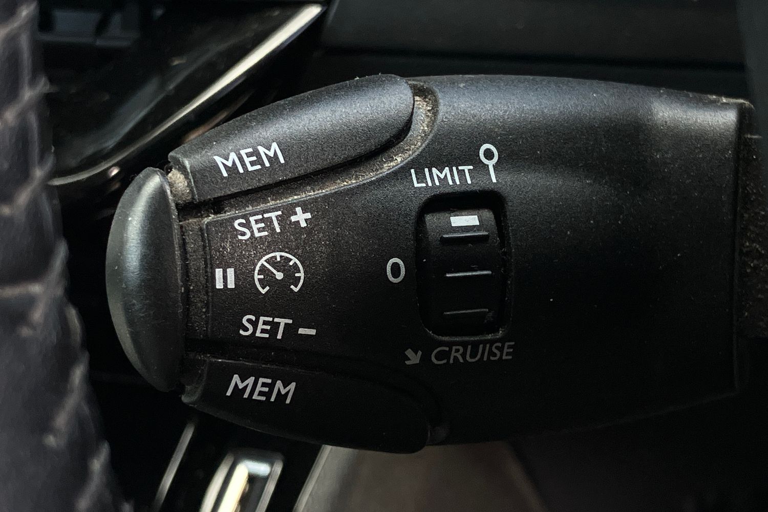 Used Peugeot 2008 2020 for sale - 75793625: Photo 14