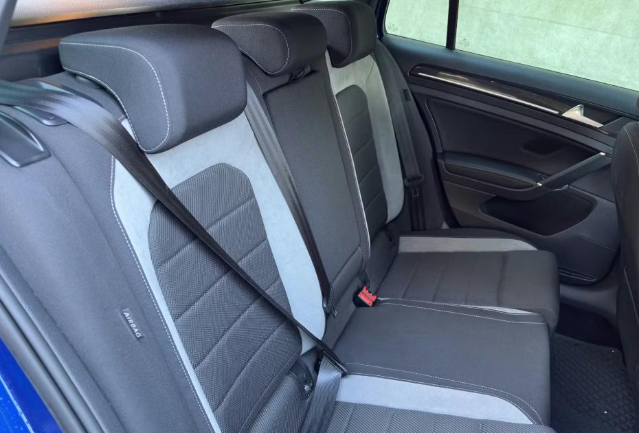 Used Volkswagen Golf 2017 for sale - 77275407: Photo 4