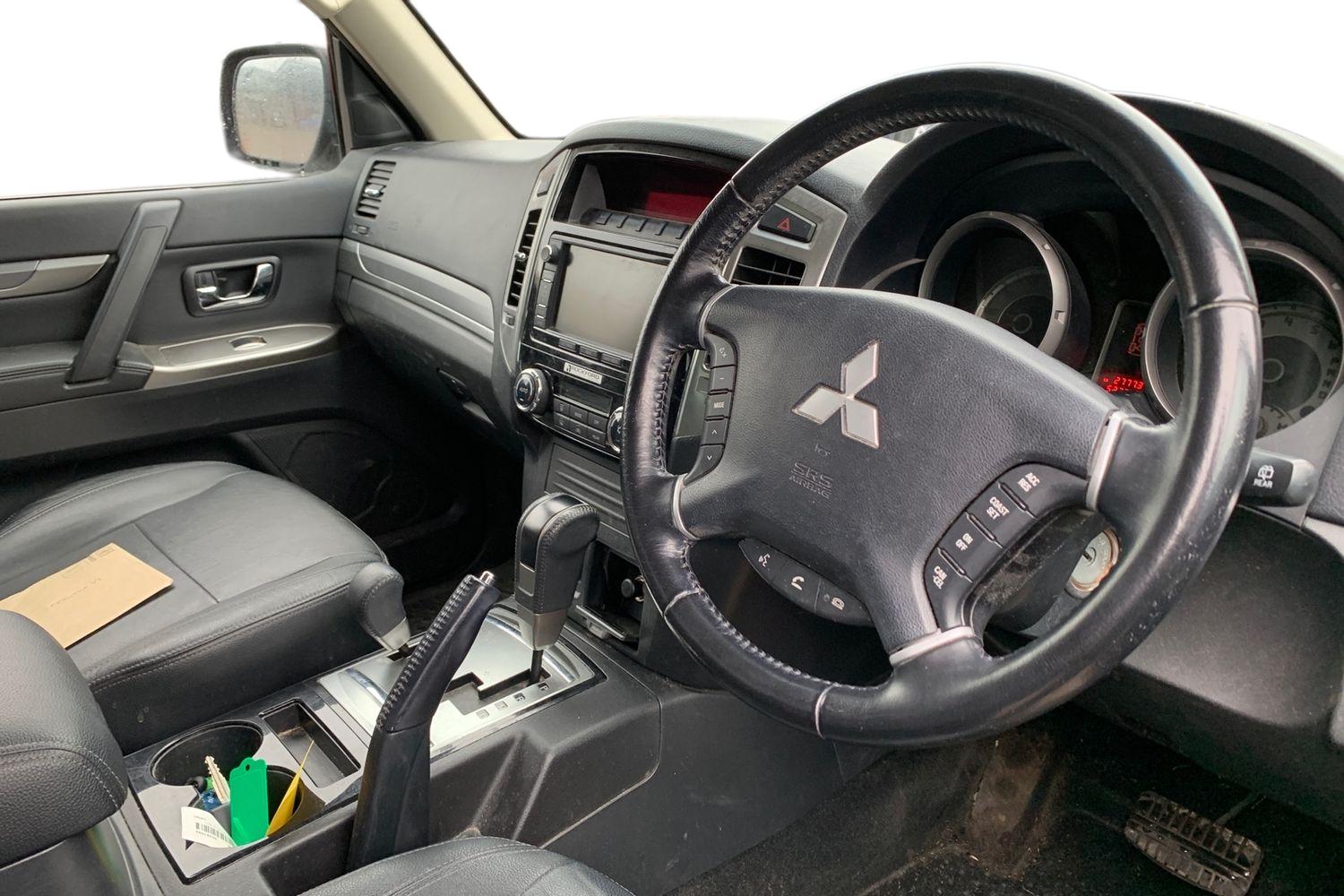 Used Mitsubishi Shogun 2016 for sale - 77638590: Photo 3