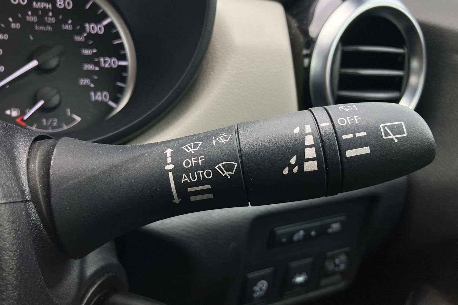 Used Nissan Micra 2022 for sale - 76224642: Photo 13