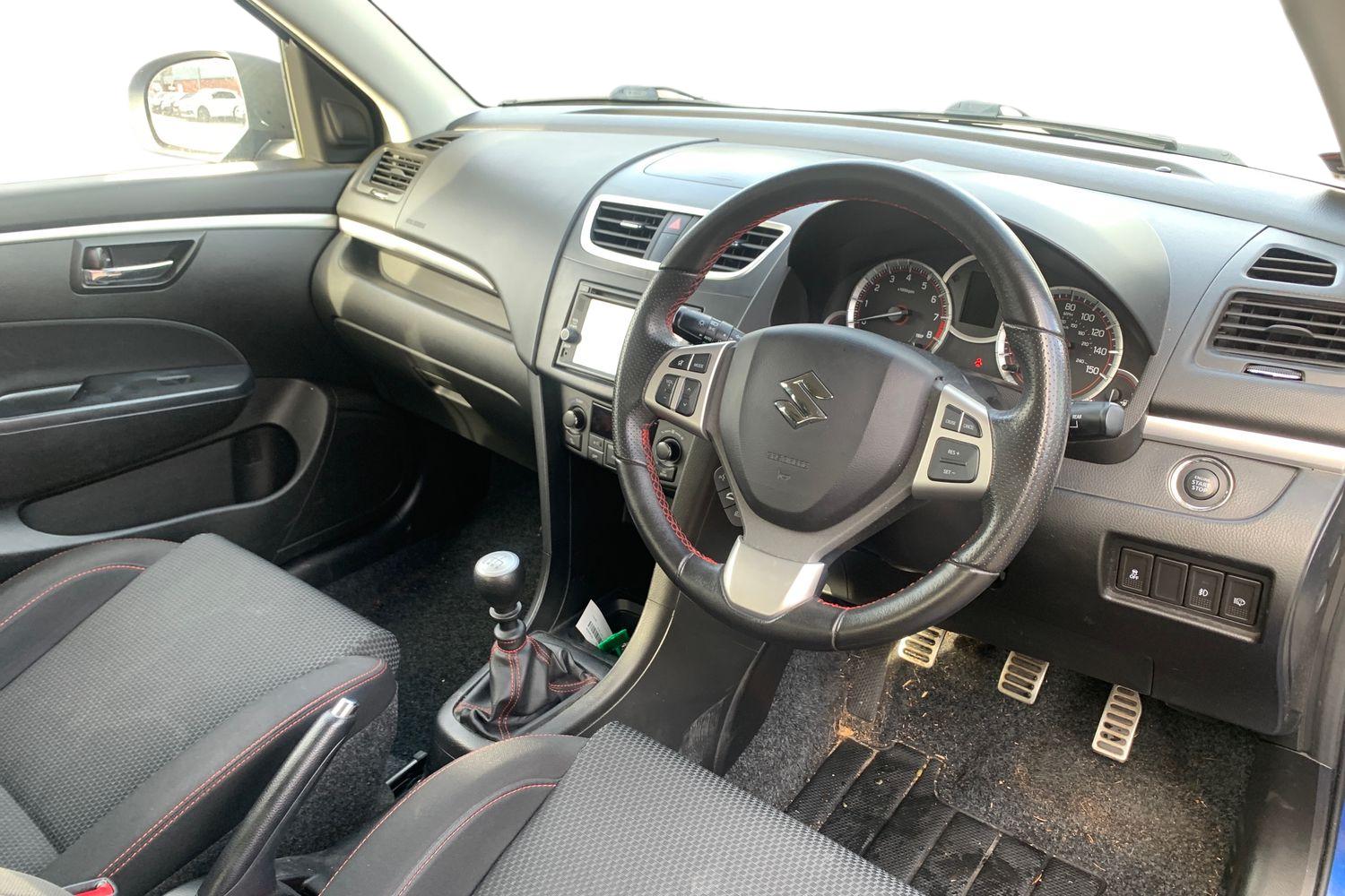 Used Suzuki Swift 2016 for sale - 76453491: Photo 3