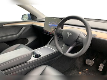 Used Tesla Model Y 2022 for sale - 76503008: Photo