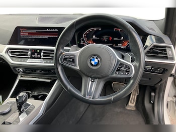 Used BMW 3 Series 2019 for sale - 76115153: Photo 3
