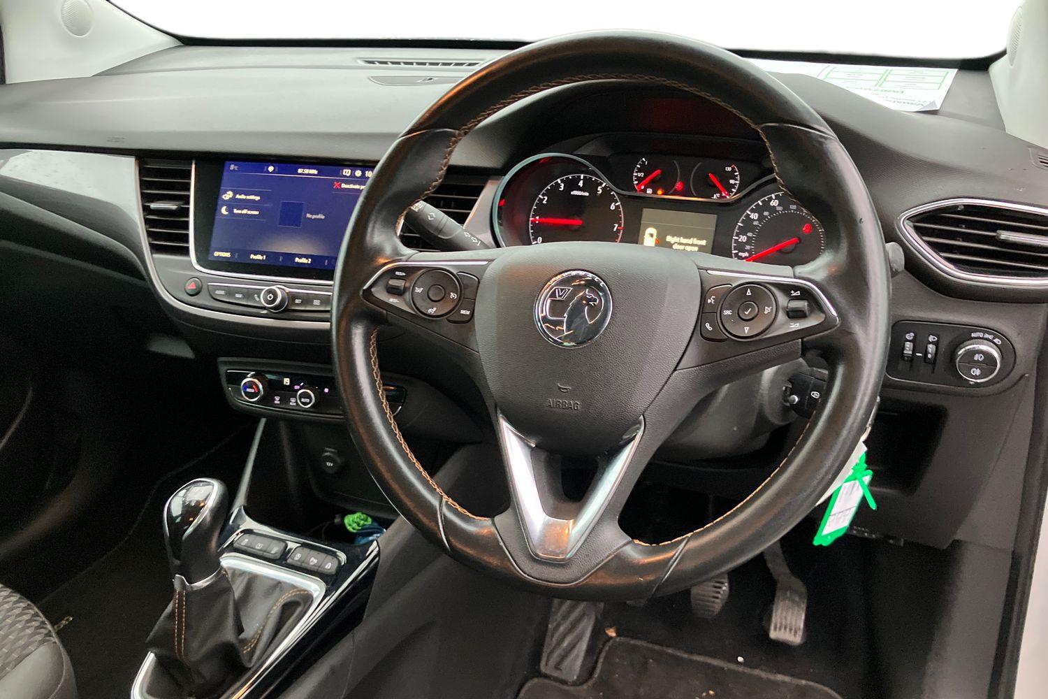 Used Vauxhall Crossland X 2017 for sale - 76576345: Photo 3