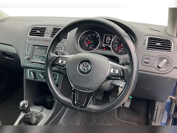 Used Volkswagen Polo 2017 for sale - 75938081: Photo