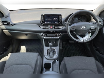 Used Hyundai i30 2023 for sale - 79423774: Photo