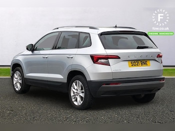 Used Skoda Karoq 2021 for sale - 76182084: Photo 2