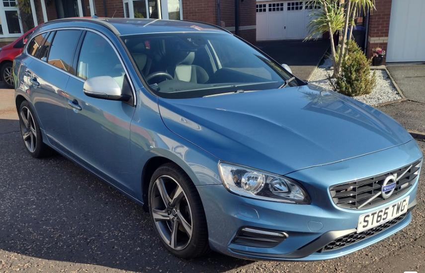 Used Volvo V60 2015 for sale - 76723705: Photo 1