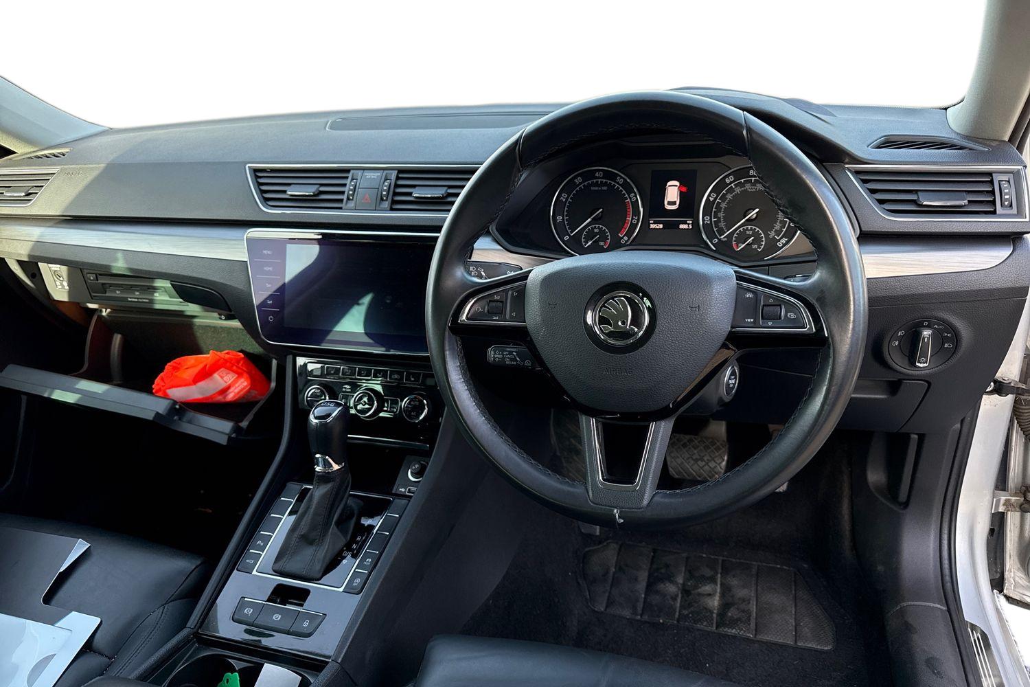 Used Skoda Superb 2019 for sale - 76401725: Photo 3