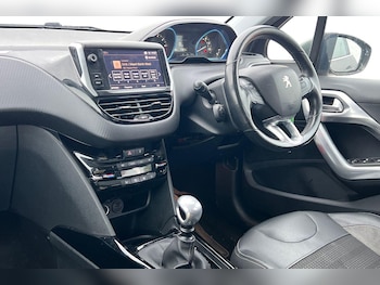 Used Peugeot 2008 2019 for sale - 78605578: Photo