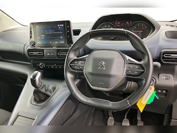 Used Peugeot Rifter 2019 for sale - 78497601: Photo