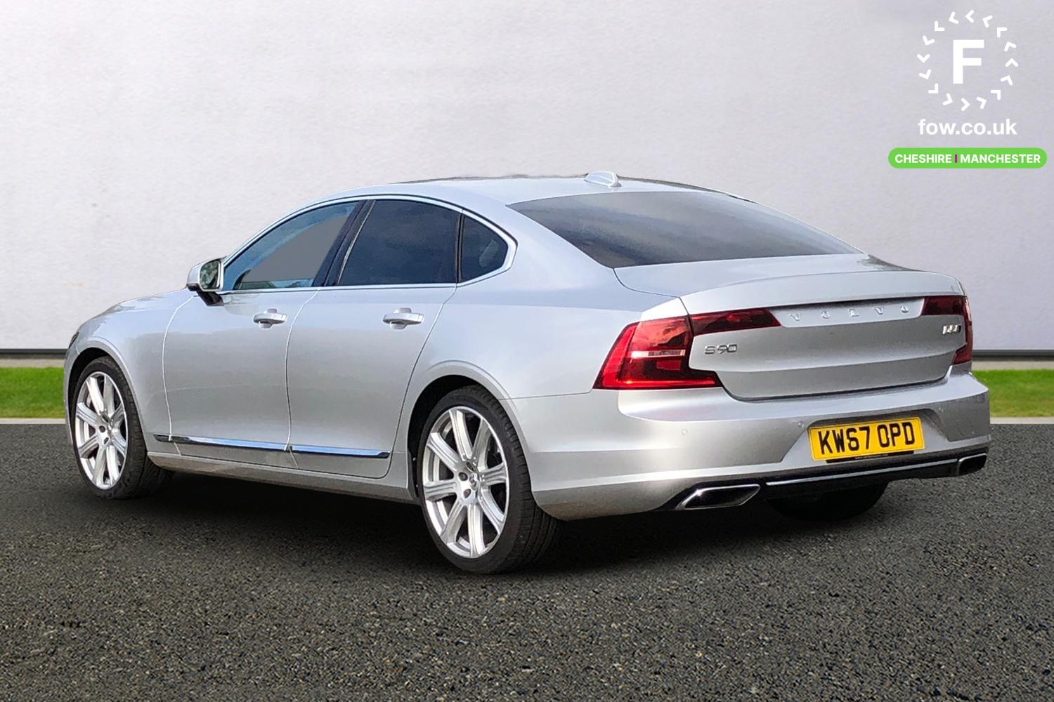 Used Volvo S90 2017 for sale - 76040637: Photo 2