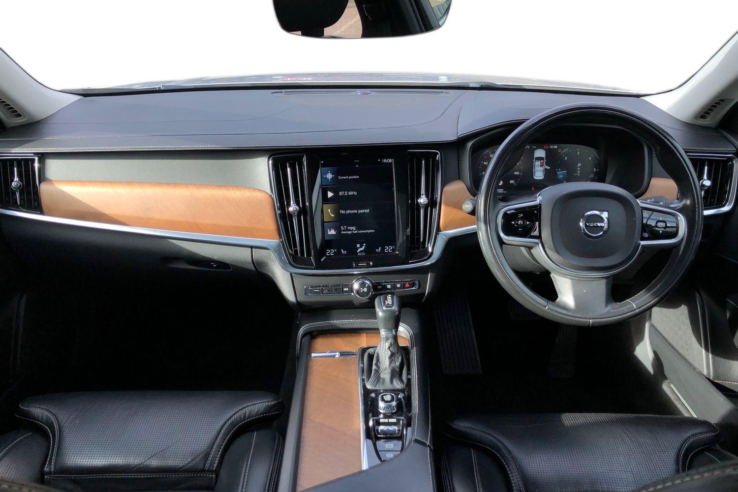 Used Volvo S90 2017 for sale - 76040637: Photo 3