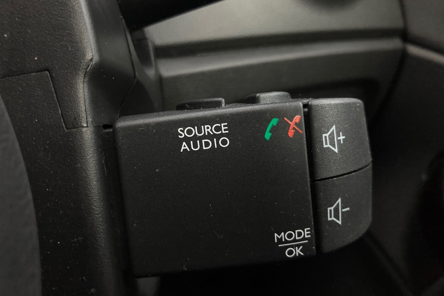 Used Renault Captur 2016 for sale - 76115137: Photo 15