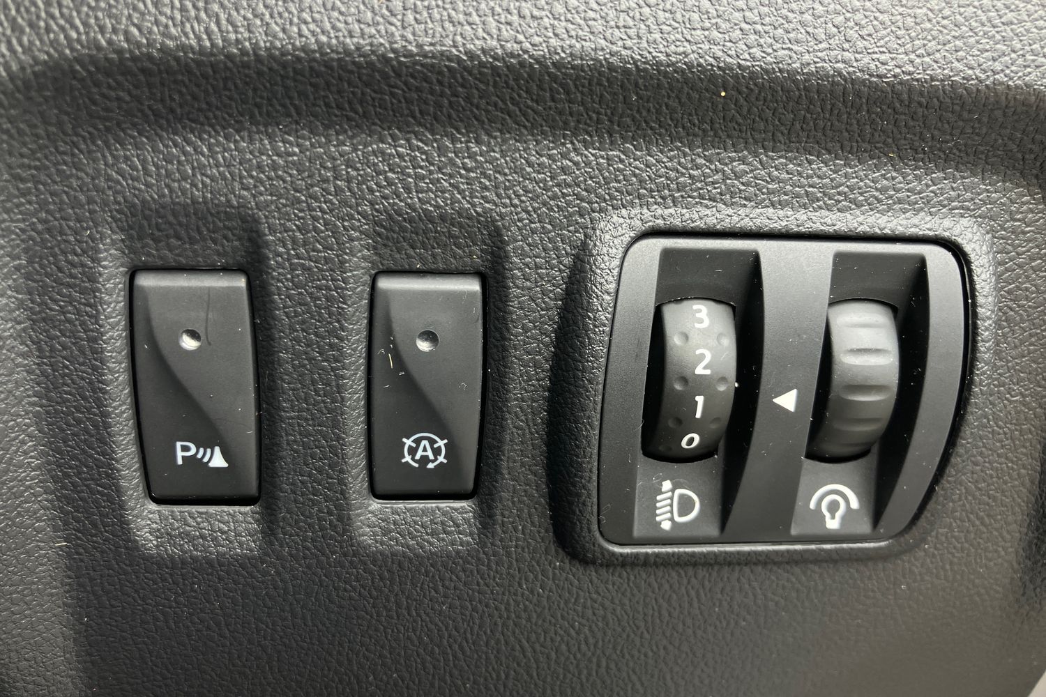 Used Renault Captur 2016 for sale - 76115137: Photo 17