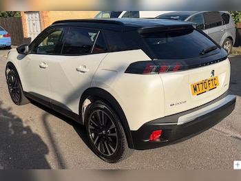 Used Peugeot 2008 2020 for sale - 79458938: Photo