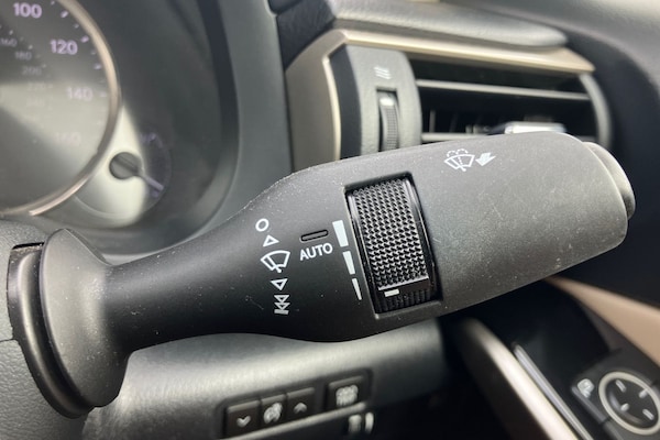 Used Lexus IS 2017 for sale - 74973595: Photo 16