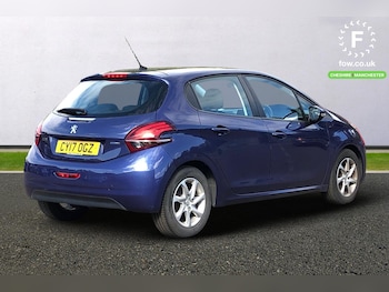 Used Peugeot 208 2017 for sale - 75748837: Photo