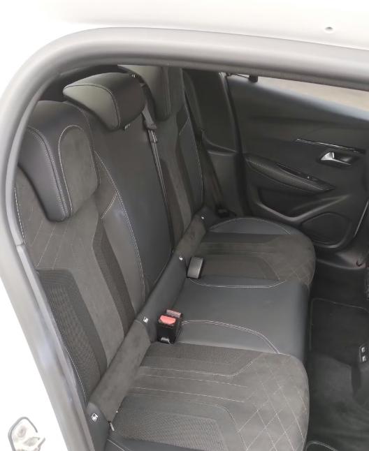 Used Peugeot 208 2021 for sale - 77011465: Photo 4