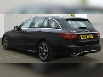 Used Mercedes-Benz C Class 2019 for sale - 78242425: Photo