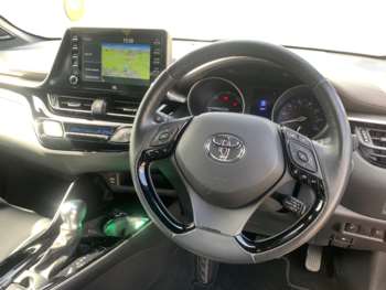 Used Toyota C-HR 2021 for sale - 74399179: Photo