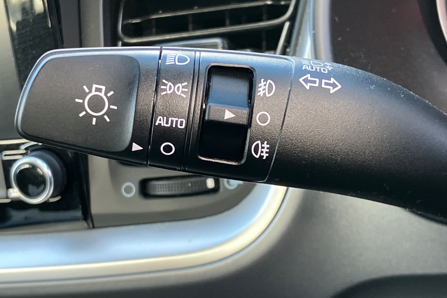 Used Kia Stonic 2022 for sale - 75962446: Photo 13