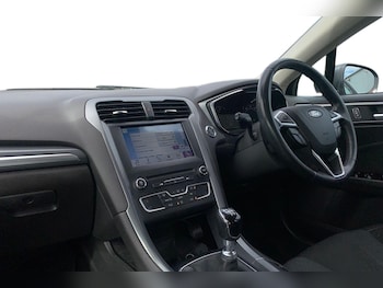 Used Ford Mondeo 2017 for sale - 79068766: Photo
