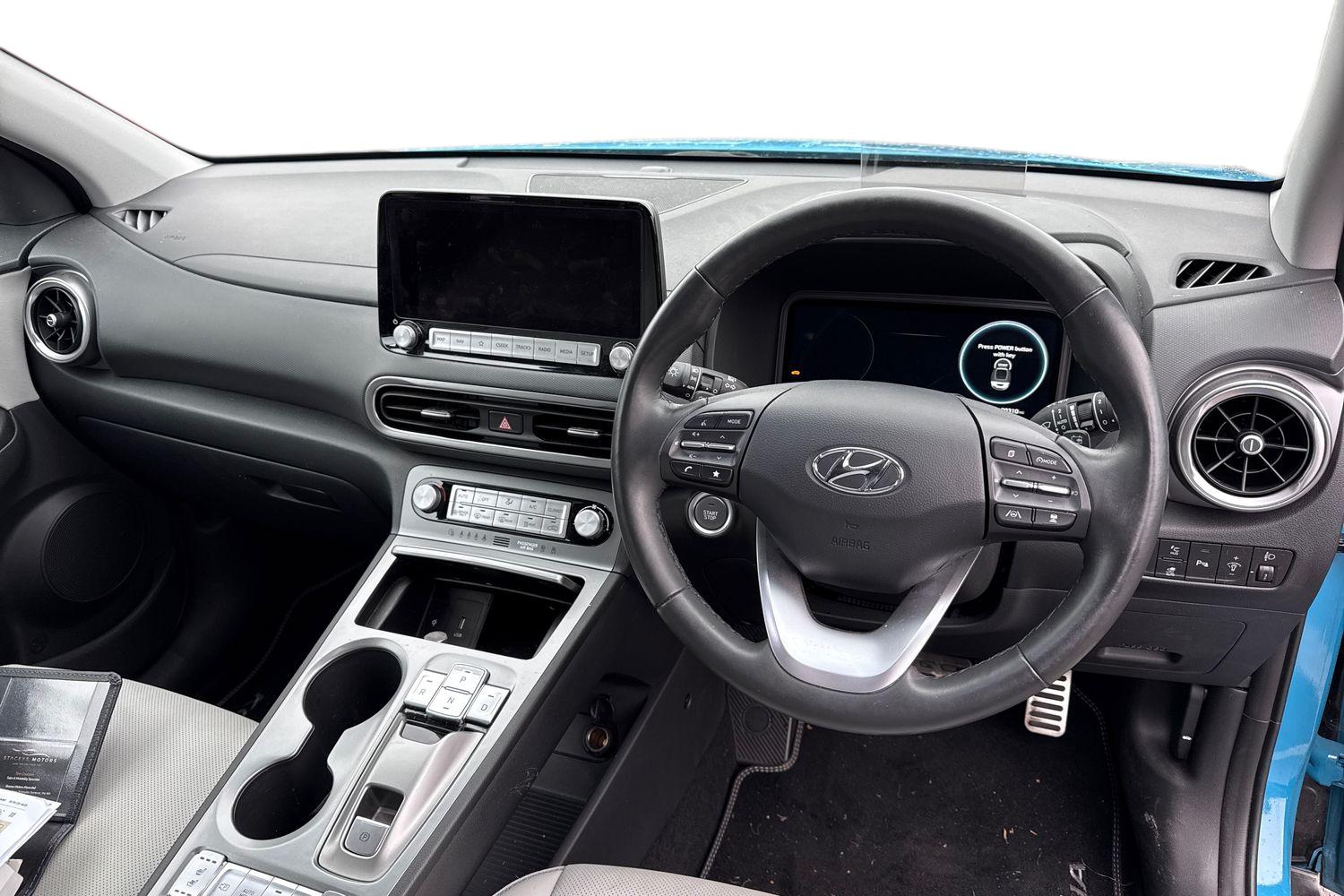 Used Hyundai KONA 2023 for sale - 76416773: Photo 3