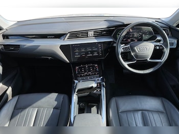 Used Audi e-tron 2022 for sale - 79490544: Photo