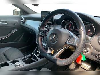 Used Mercedes-Benz GLA 2020 for sale - 78897391: Photo