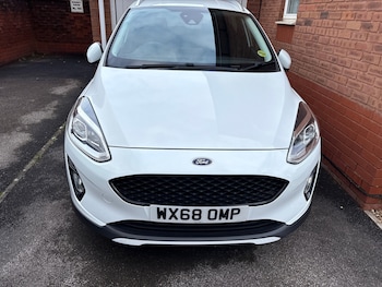 Used Ford Fiesta 2018 for sale - 77500915: Photo