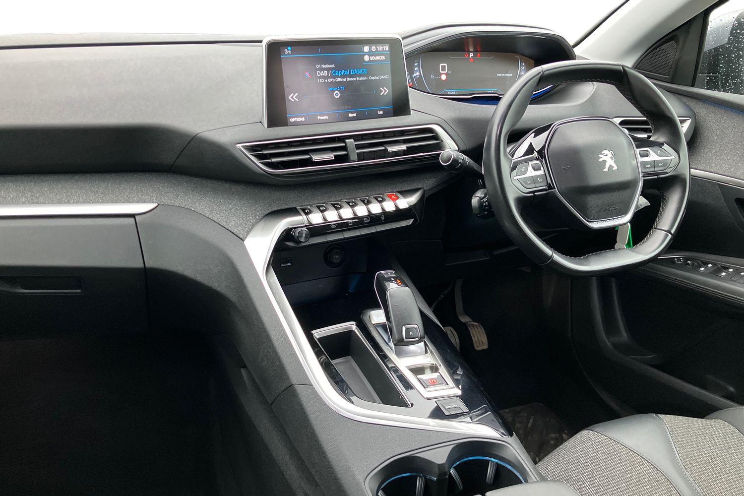 Used Peugeot 3008 2020 for sale - 77540984: Photo 4