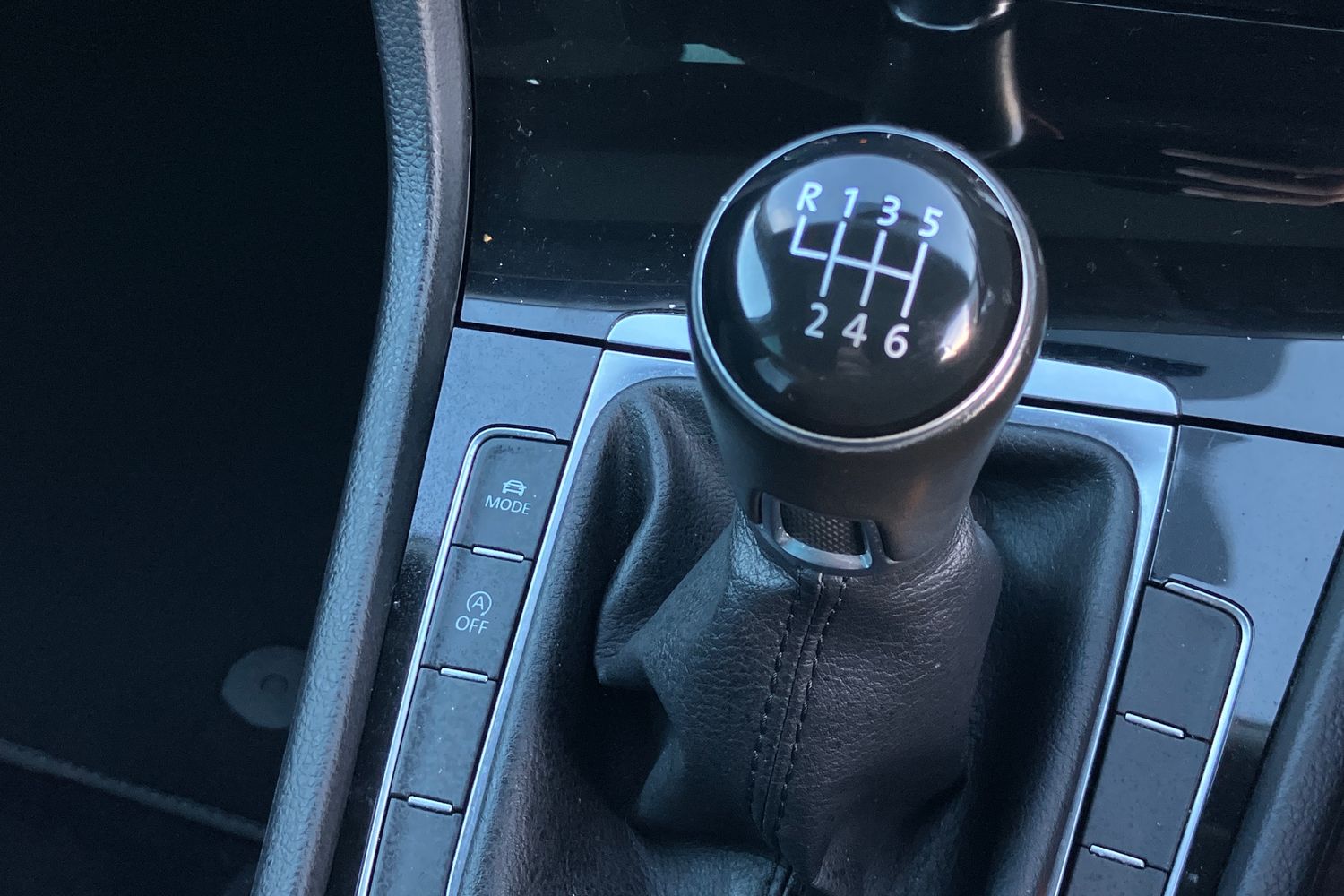 Used Volkswagen Golf 2017 for sale - 76435894: Photo 12