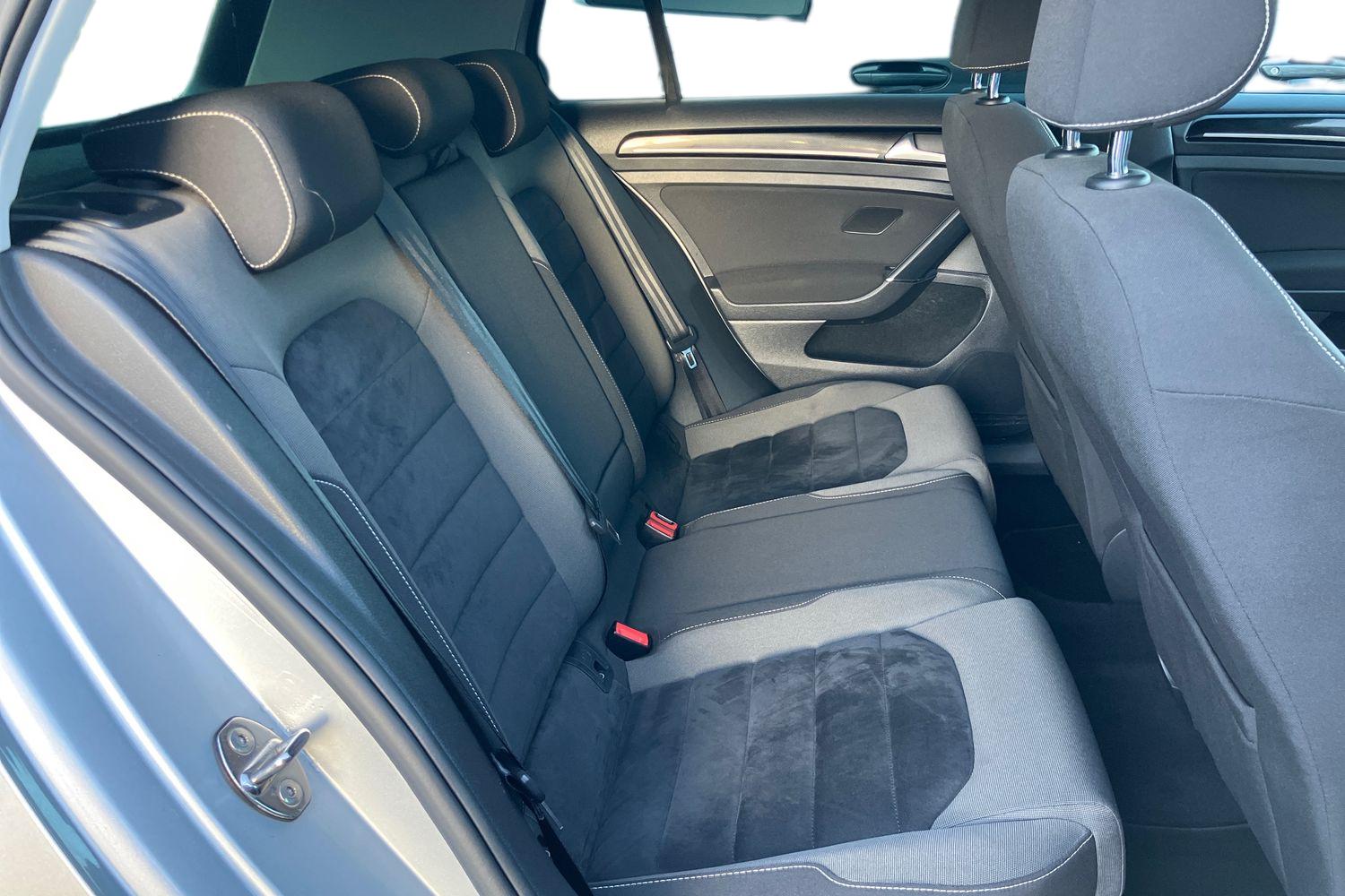 Used Volkswagen Golf 2017 for sale - 76435894: Photo 22