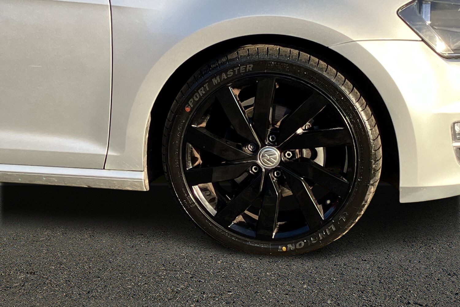 Used Volkswagen Golf 2017 for sale - 76435894: Photo 24