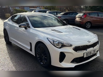 Used Kia Stinger 2019 for sale - 76949544: Photo