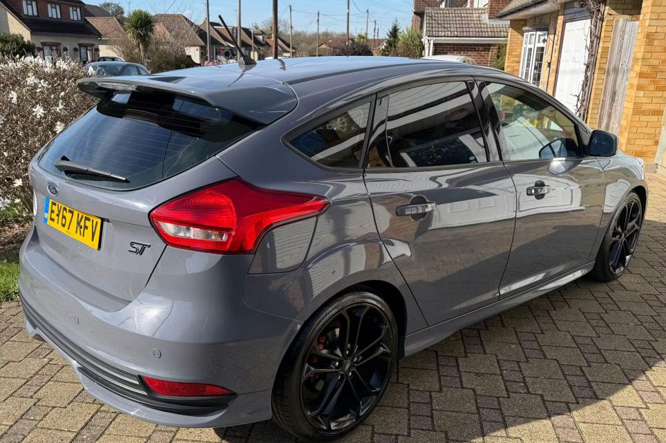 Used Ford Focus 2017 for sale - 77764413: Photo 2