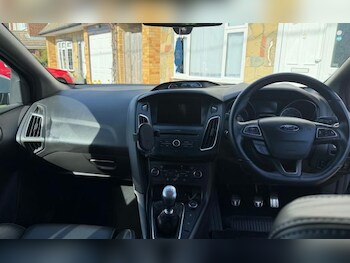 Used Ford Focus 2017 for sale - 77764413: Photo